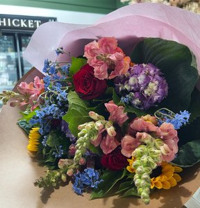 Products: Bright Bouquet - Thicket Floral Stylist