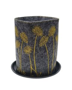 Marguerite Daisy Yellow On Grey – Eco felt Growbag - Think Eco
