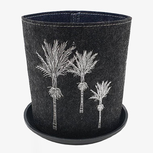 Products: Eco Felt Plant Grow Bag - Nikau On Dark Grey - Think Eco