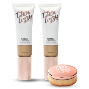 Flawless Complexion Liquid Foundation Buy 1 Get 1 Free + Blurring Brush