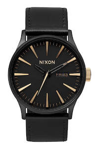 Sentry Leather Matte Black / Gold