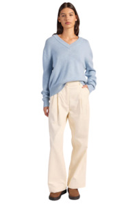 Merino V-Neck - Bleach Blue