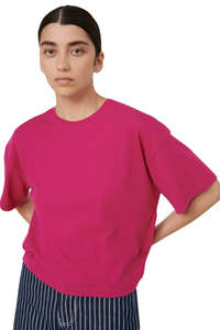 Kowtow: Light Boxy Tee - Magenta