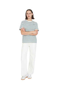 Huffer: Wmns Oui Oui Classic Tee - Chalk/pine
