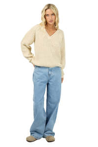 Womens: Hali V-Neck Knit - Vanilla