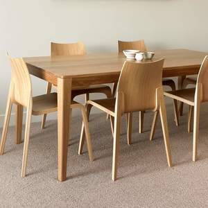 Tailor Table - Oak - Showroom Model