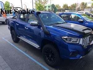 Kut Snake Flares Accessories: Kut Snake Bonnet Scoop to Fit LDV T60 Models