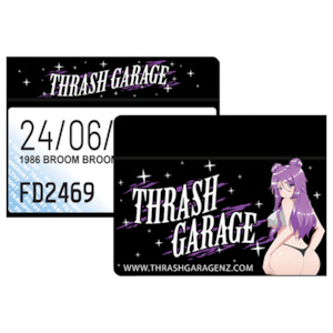 Momo Rego Slip Pouch