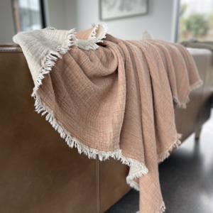 Neutral Naturals: Piha Blanket - Terra
