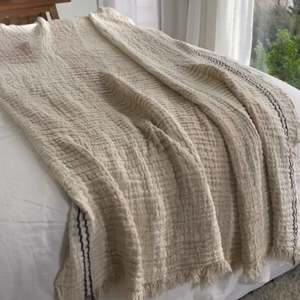 Tulle Linen Throw Blanket