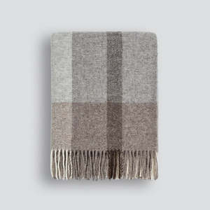 The Ultimate Cinnamon Look: Brunswick Throw - Fawn