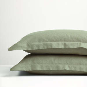 Inspiration Forest Green: Sage Linen Pillowcases - Lodge Size