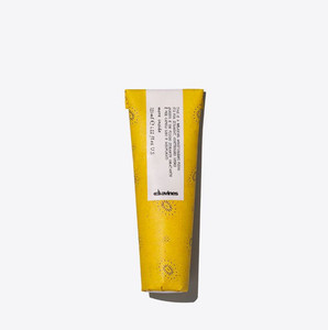 Davines - More Inside: This is a Relaxing Moisturizing Fluid Three Hairdressing