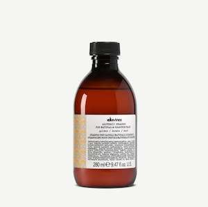Products: Davines - ALCHEMIC Golden Shampoo Three Hairdressing