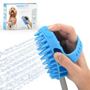 Pet: Aquapaw Dog Bath Brush Pro - 2-in-1 Sprayer and Scrubber Tool [Indoor/Outdoor] - Pet Grooming for Long and Short Hair - Hose and Shower Attachment