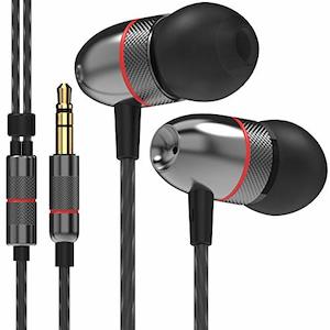 Earbud Headphones: Betron ELR50 Earbuds in Ear Headphones with Carry Case, Noise Isolating, Enhanced Bass Sound and 3 x Ear Bud Tips (Black)