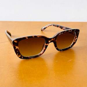 Rectangle Framed Sunglasses