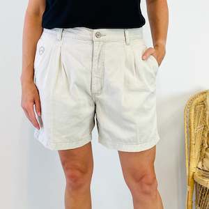 Bottoms: Vintage Beige Dad Shorts (L-XL)
