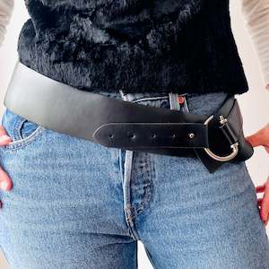 Leather Hook Belt (S-M)