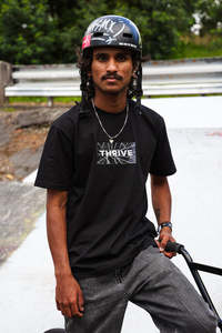 Full Price: BREAK BARRIERS TEE - Black