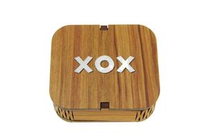 Kiss & Hug Box In Mother Of Pearl