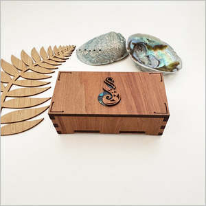 Wooden Boxes: Trinket Box: Pikorua