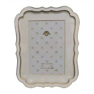 Dellis Picture Frame