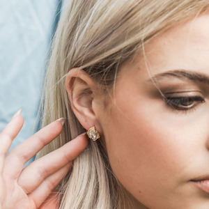 Queen Of The Foxes: Earrings - Rough Diamond Stud