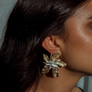 Queen Of The Foxes 25 Winter Collection: Earrings - Star Flower