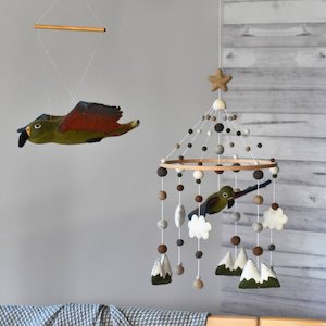 Felt Animals: Hanging Kea NZ Native Bird - Large