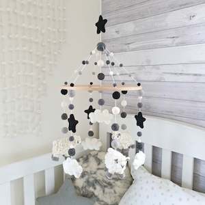 Animal Mobiles: Sheep Dreams Animal Mobile