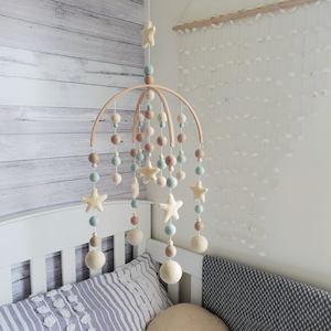 Arch Mobiles: Clover Baby Mobile