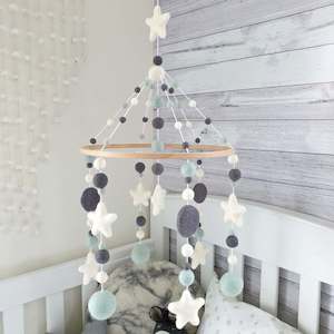 Contemporary Mobiles: Mellow Mint Contemporary Mobile