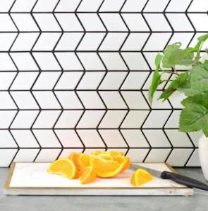 Size 307x266: York Chevron Matt White -Sheet