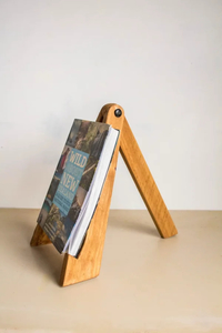 Products: Small Timber Easel – Tiltwood Furniture