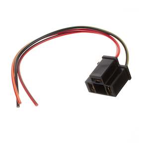 Lights: Whites H4 Headlamp 3 Pin Female Socket