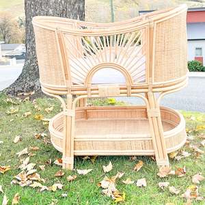 Furniture: Ray of Sunshine Bassinet