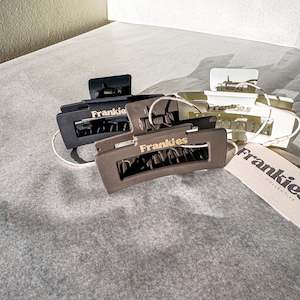 Frankies Stock: Rectangle Claw Clip