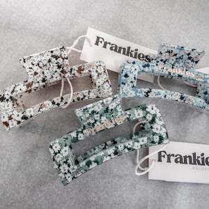 Frankies Stock: Floral Claw Clips
