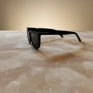 Frankies Eyewear: The Lark