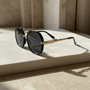 Frankies Eyewear: The Freya