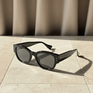 Frankies Eyewear: The Pretty Woman