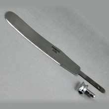 Large Butter Knife (blade 10.5cm) C1030