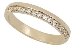 Anniversary Rings: 9ct Yellow Gold Diamond Ring