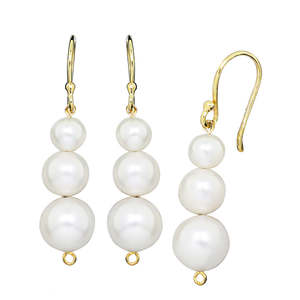 9Ct Yellow Gold Hook Earrings With Triple Freshwater Pearls
