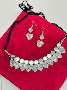 Necklace set with earrings
