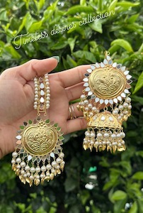 Traditional Jewellery %E0%A8%AA%E0%A9%B0%E0%A8%9C%E0%A8%BE%E0%A8%AC%E0%A9%80 %E0%A8%97%E0%A8%B9%E0%A8%BF%E0%A8%A3%E0%A9%87: Gold plated earnings with tikka
