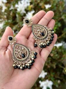 Black Colour Jewellery Options: Black Earrings in Polki - J31