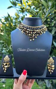 Black Colour Jewellery Options: Black Pipal Patti Necklace set in Traditional Jewellery