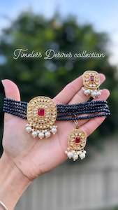 Blue necklace/choker set in Kundan